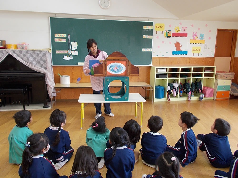 4月 入園式・始業式・対面式・クラス懇談会・誕生会（毎月）