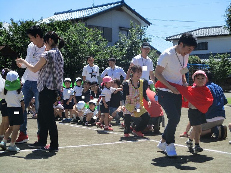 6月 子ども公園園外保育・保護者参観日・芋成長観察・歯科、内科検診・はだしの保育・水遊び
